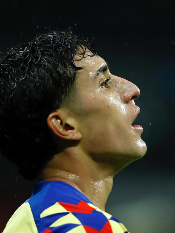 Alejandro Zendejas del América reacciona ante Cruz Azul. Imagen de archivo. EFE/Sáshenka Gutiérrez