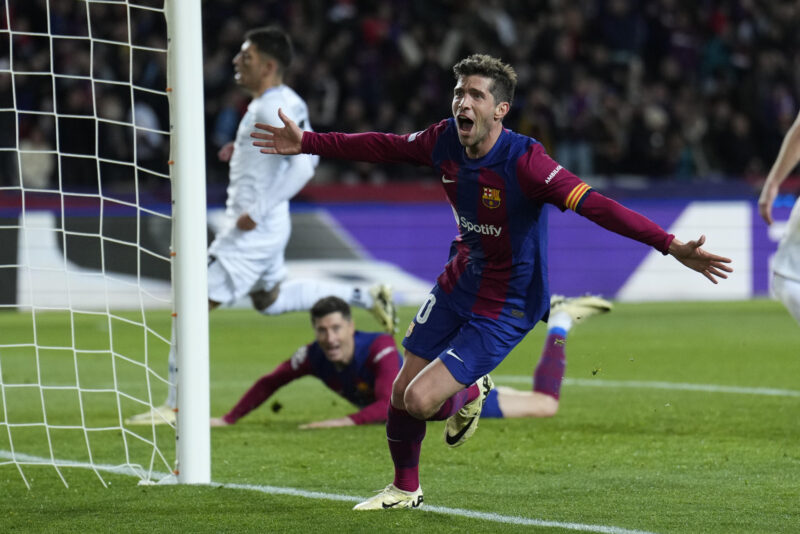 Sergi Roberto en su despedida: "La Masia es el corazón de este club" El centrocampista del FC Barcelona, Sergi Roberto, celebra un gol en foto de archivo de Alejandro García. EFE