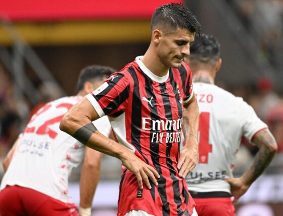 El delantero español del Milan Álvaro Morata durante el partido entre su nuevo equipo y el Monza, del Trofeo 'Silvio Berlusconi'. EFE/EPA/DANIEL DAL ZENNARO/archivo