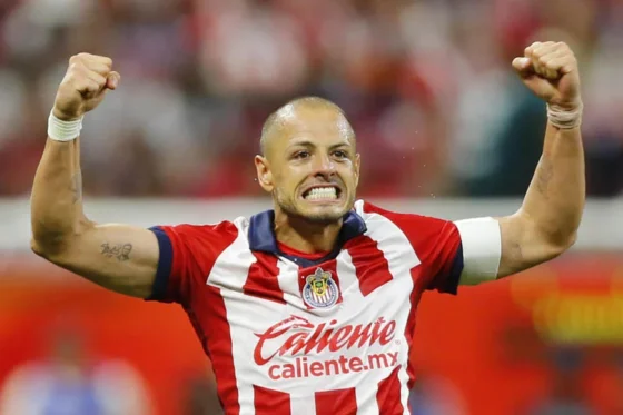Chicharito Hernández presume un video donde entrena como un gladiador (Chivas)