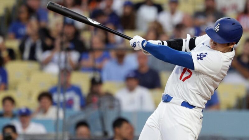 Shohei Ohtani se roba tres bases y va por otro récord con los Dodgers Shohei Ohtani se roba tres bases y va por otro récord con los Dodgers