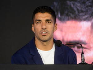 Jorge Ramos y Banda:Luis Suárez sancionado por polémica con Nashville