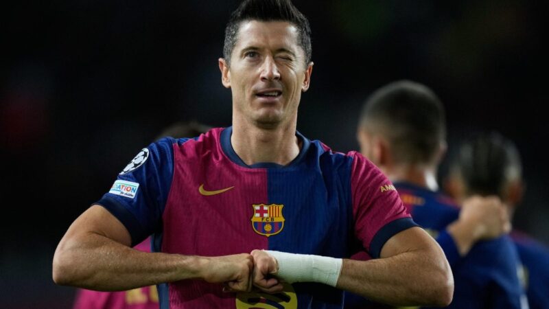 Goleada del Barcelona con doblete de Robert Lewandowski