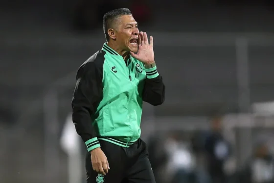 Peligra la continuidad del técnico de Santos Laguna