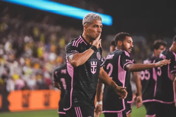 Luis Suárez arremete en contra de Marcelo Bielsa