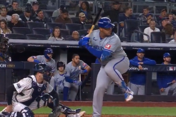 SALVADOR PEREZ ROYALS