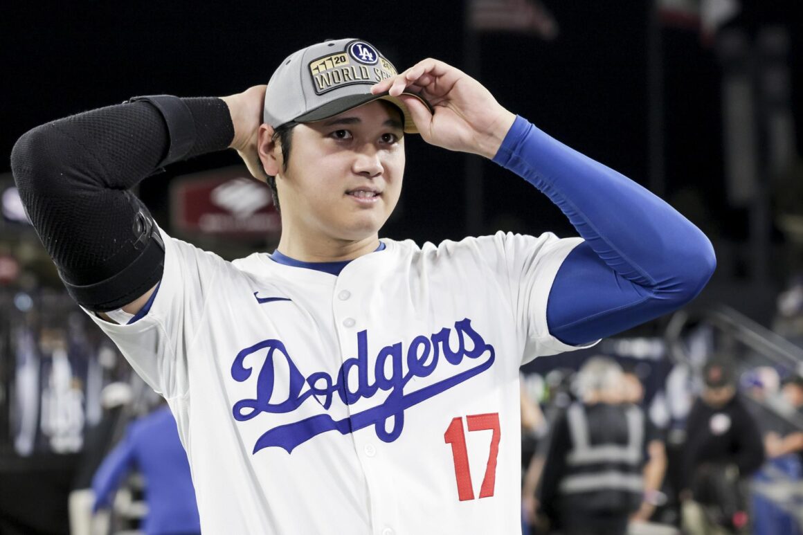 Shohei Ohtani de los Dodgers tras ganar el sexto juego de la Serie de Campeonato de la Liga Nacional de Béisbol de las Grandes Ligas (MLB) EFE/EPA/ALLISON DINNER (Yankees vs Dodgers)
