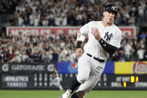 Fotografía de archivo del jugador de los Yankees de Nueva York, Aaron Judge. EFE/Justin Lane