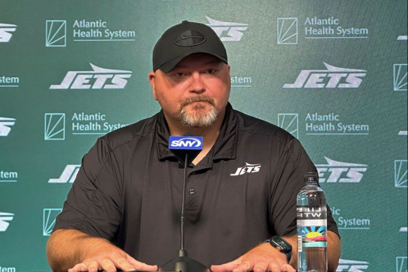 New York Jets despiden a su gerente general tras desastrosa campaña Los New York Jets despiden a su CEO/gerente general, Joe Douglas, a mitad de temporada. (Foto: Captura de pantalla)