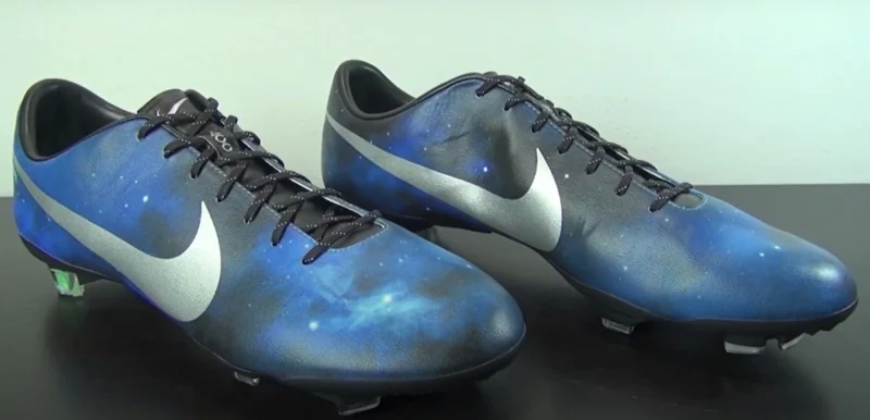 Mercurial Vapor IX CR 2013 Foto: captura de pantalla YouTube: SoccerReviewsForYou