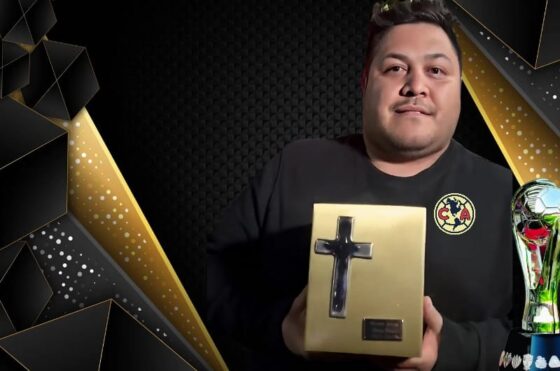 Aficionado del América cumple promesa a Padre Fallecido