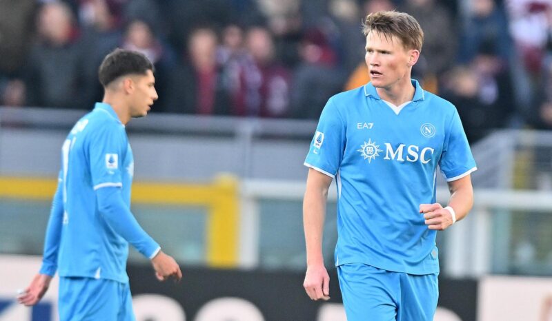 0-1. McTominay afianza el liderato del Napoli una jornada más El jugador del Nápoles Scott McTominay celebra el 1-0 durante el partido de la Serie A que han jugado Torino FC y SSC Napoli en el Olímpico Olimpico Grande Torino de Turín. EFE/EPA/Alessandro Di Marco