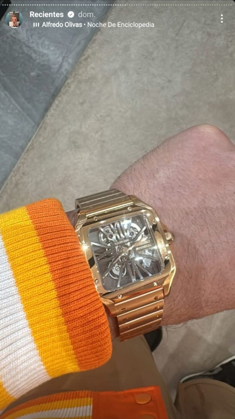 Omar Chávez presumió su lujoso reloj de 70 mil dólares Reloj de Omar Chávez. Captura de pantalla.