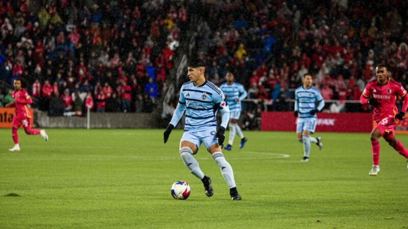 Alan Pulido a punto de convertirse en el primer refuerzo de Chivas