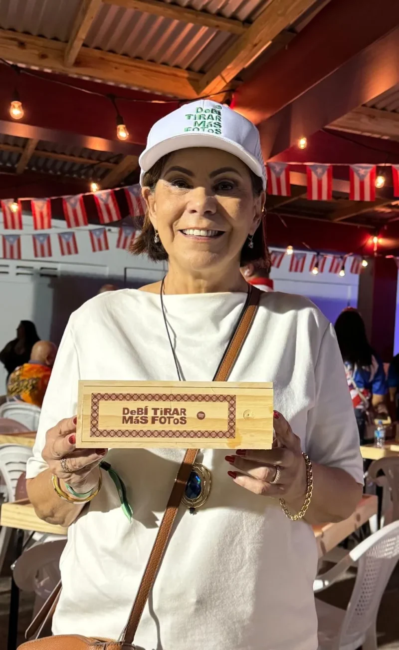 Presencia en el evento organizado por 'Bad Bunny' junto a Spotify en Santurce, Puerto Rico dónde predomino la cultura del dominó.