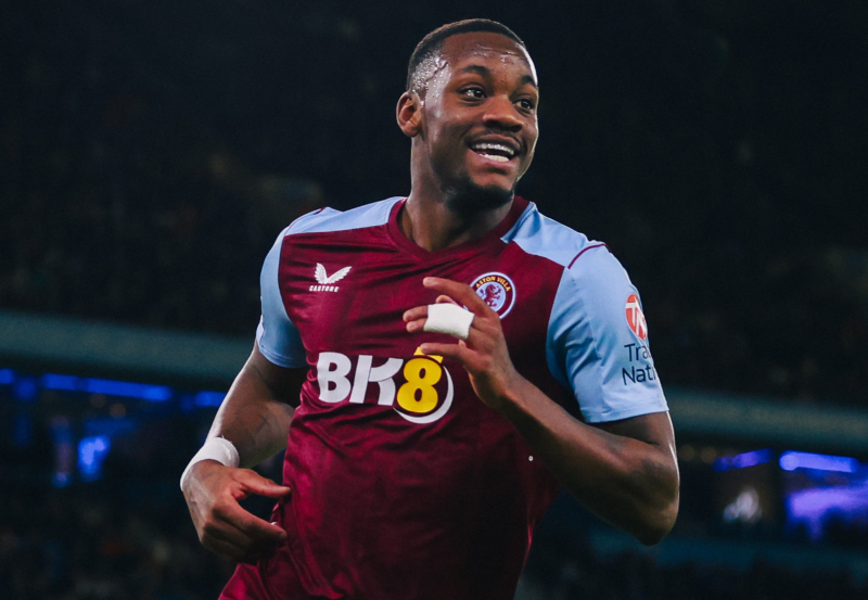 Jhon Durán con el Aston Villa. / X: AVFCOfficial