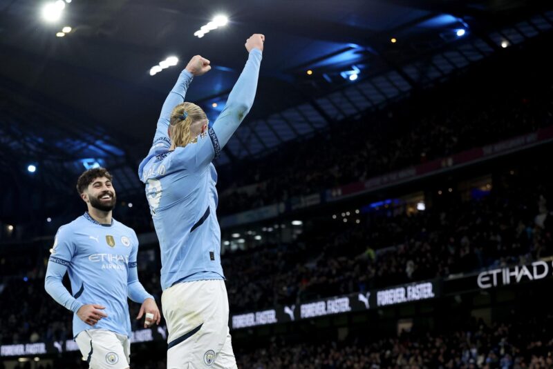 Haaland celebra el 3-0 junto a Gvardiol. EFE/EPA/ADAM VAUGHAN.