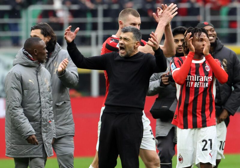 El técnico del Milan Sergio Conceicao durante el partido de la Serie A que han jugado AC Milan y Parma Calcio, en Milan, Italia. EFE/EPA/MATTEO BAZZI