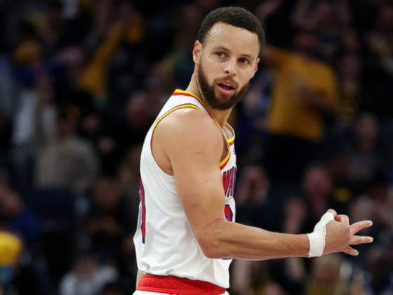 Stephen Curry (Captura de pantalla X @warriors)
