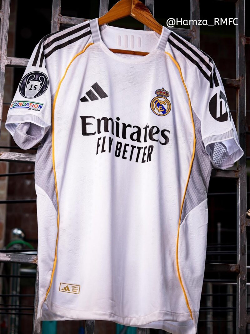 Nueva camiseta del Real Madrid. Temporada 2025/26. / FootyHeadlines.
