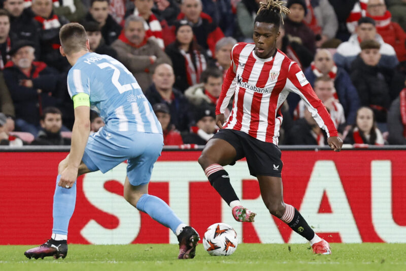 Dani Olmo: "Luis Díaz y Nico son dos 'top' mundiales El delantero del Athletic Club Nico Williams (d) disputa un balón ante el centrocampista del Viktoria Plzen Lukáš Kalvach (i) durante el partido de la Liga Europa que Athletic Club y Viktoria Plzen disputaron en el estadio de San Mamés, en Bilbao. EFE/ Miguel Toña
