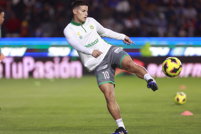 James Rodríguez de León participa en un entrenamiento en el estadio Hidalgo en Pachuca (México). EFE/ David Martínez Pelcastre (Liga MX)