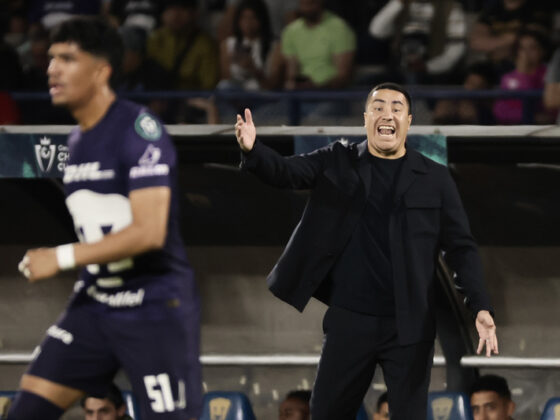 Efraín Juárez debuta en Pumas con victoria en Concachampions