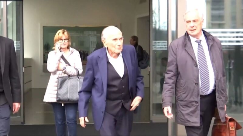 Joseph Blatter y Michel Platini absueltos de corrupción Joseph Blatter