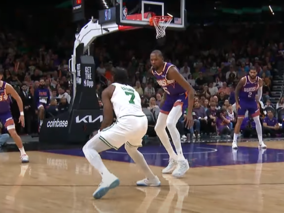 Boston Celtics vs Phoenix Suns (Captura de pantalla)
