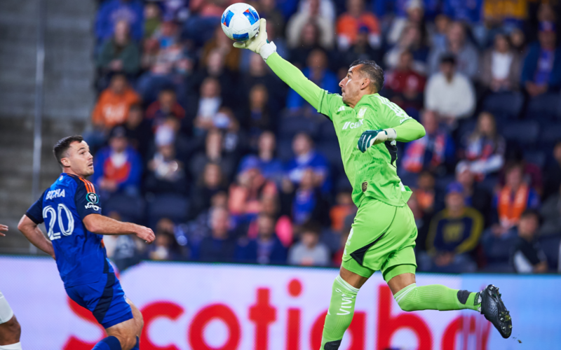 Cincinnati ante Tigres. / X: @TigresOficial