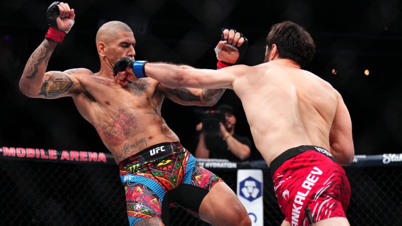 UFC 313: Ankalaev da el batacazo frente a Alex Pereira