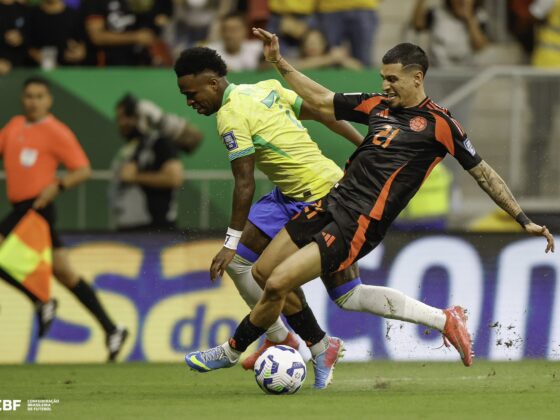 Vinicius en el partido entre Brasil y Colombia. / X: @CBF_Futebol
