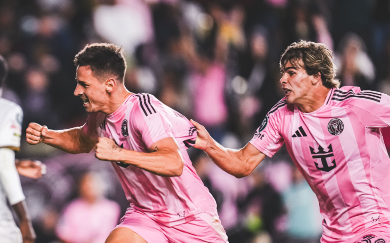Tadeo Allende y Benjamin Cremaschi celebrando el gol de Inter Miami. / X: