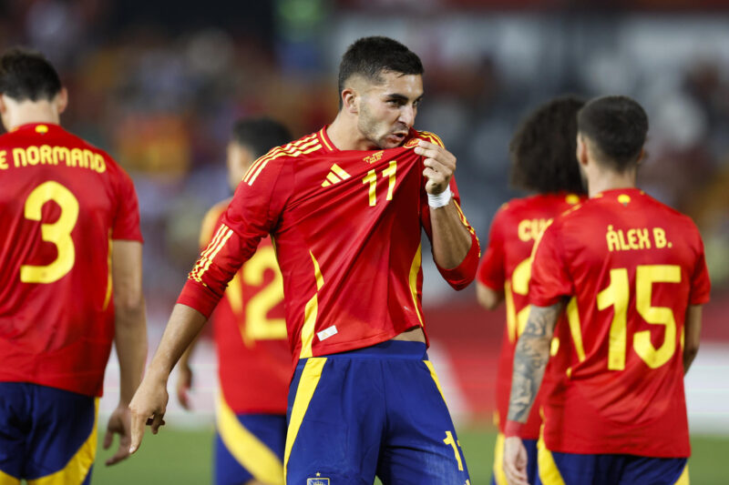 España 3 (5)- (4) 3 Países Bajos: Estadísticas, goles y resumen Fotografía de archivo de Ferrán Torres. EFE/Julio Muñoz