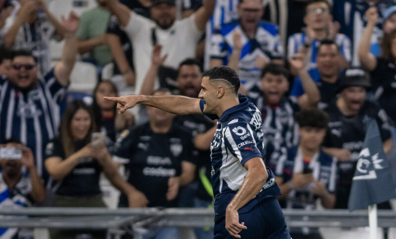 El Monterrey, sin Sergio Ramos, empata con el Vancouver German Berterame de Monterrey celebra este martes, durante el partido de vuelta de la primera ronda de la Copa de Campeones Concacaf 2025 entre Monterrey y Forge FC en el estadio BBVA, en Monterrey (México). EFE/ Miguel Sierra