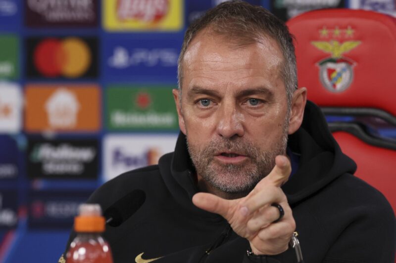 El entrenador del Barcelona, Hansi Flick, en Lisboa. EFE/EPA/MANUEL DE ALMEIDA
