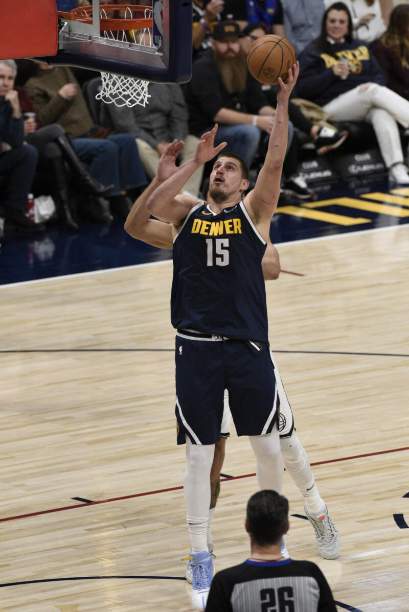 Jokic hace historia de NBA con 31 puntos, 21 rebotes y 22 asistencias Foto de archivo de Nikola Jokic, estrella de Denver Nuggets. EFE/ Todd Pierson
