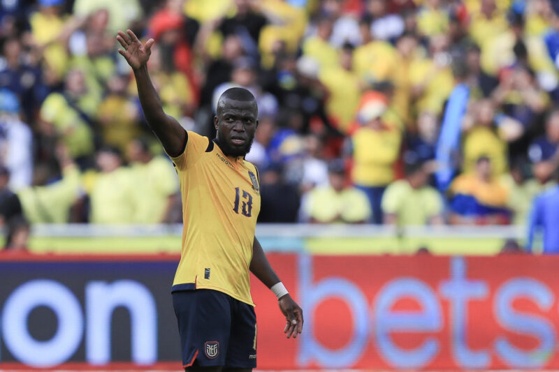 Enner Valencia de Ecuador celebra su gol ante Venezuela. EFE/ José Jácome