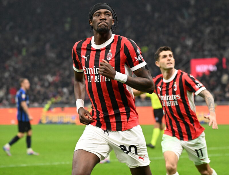 El Inter rescata un empate en el derbi contra el Milan El Inter rescata un empate en el derbi contra el Milan