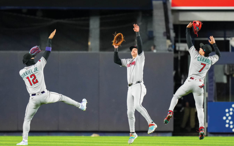 Arizona Diamondbacks vs. New York Yankees. / X: @@Dbacks