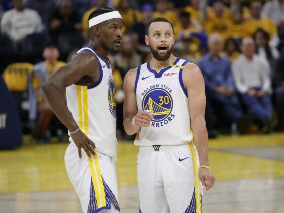 Foto de archivo de Stephen Curry (D) y Jimmy Butler, de Golden State Warriors. EFE/EPA/JOHN G. MABANGLO