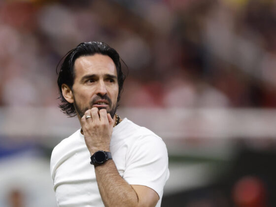 Imagen-Gerardo Espinoza deja de ser el entrenador de las Chivas del Guadalajara