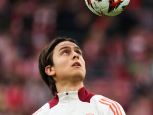 El delantero argentino de la Roma Paulo Dybala en foto de archivo de Luis Tejido. EFE