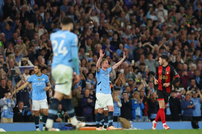 Kevin De Bruyne en su último partido en el Etihad Stadium con el Manchester City. (Foto Agencia EFE).