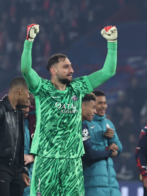 PARIS (France), 07/05/2025.- PSG goalkeeper Gianluigi Donnarumma and teammates celebrate winning the UEFA Champions League semi-finals 2nd leg soccer match between Paris Saint-Germain and Arsenal FC, in Paris, France, 07 May 2025. (Liga de Campeones, Francia) EFE/EPA/CHRISTOPHE PETIT TESSON
