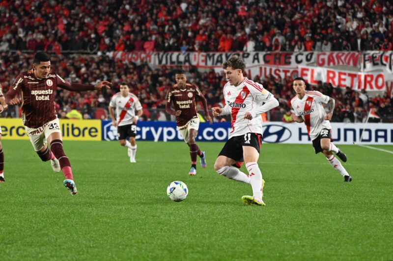 Empate entre River Plate y Universitario en Copa Libertadores. / X: @RiverPlate