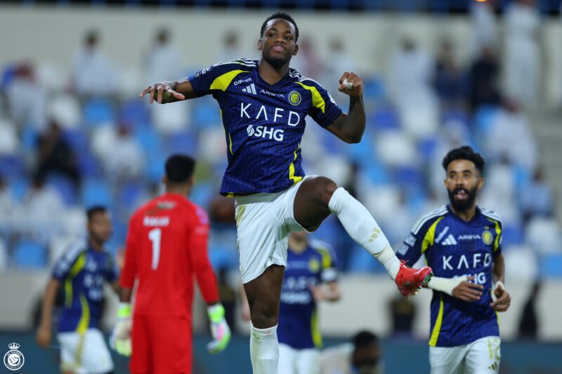 Sin Cristiano, pero con Durán y Mané, Al-Nassr golea 0-9 a Al Okhdood Sin Cristiano, pero con Durán y Mané, Al-Nassr golea 0-9 a Al Okhdood