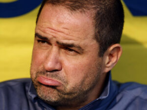 Imagen de archivo del entrenador de América, Andre Soares. EFE/ Sáshenka Gutiérrez