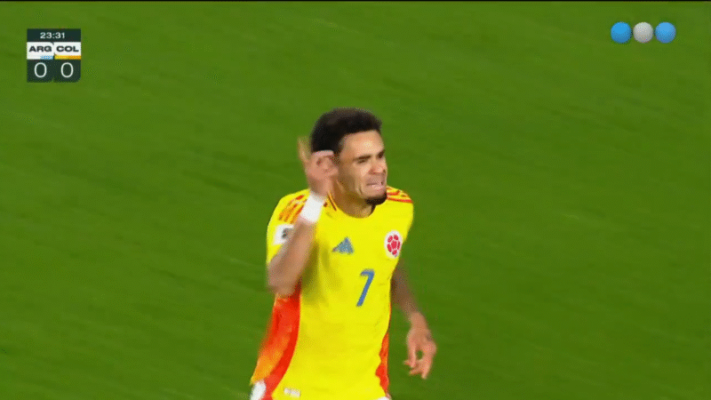 Luis Díaz celebrando su gol ante Argentina. Captura de pantalla.