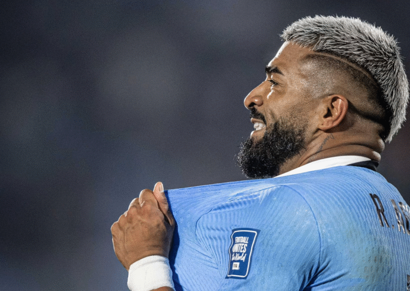 Rodrigo Aguirre, delantero de la Selección de Uruguay, celebrando su gol ante Venezuela. / X: @Uruguay